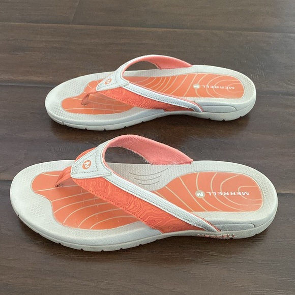 Merrel flat strap sandal women’s size 9 ( measurement in the photo) - Picture 2 of 7